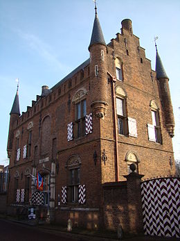 Maarten van Rossumhuis, Zaltbommel